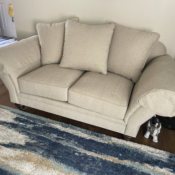 Carlson's Upholstery - Reupholstered love seat - Furniture Reupholstery Near Me - Paramount, California Carlson's Upholstery - Reupholstered love seat - Furniture Reupholstery Near Me - Paramount, California
