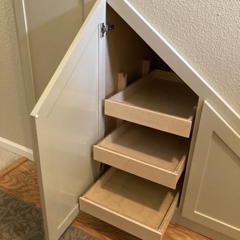 Elite Custom Cabinetry - Middle Cabinet (3 drawers) - Cabinetry Near Me - Fairfield, California
