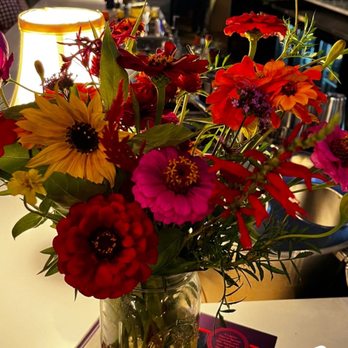 Bar 21 - Lots of great small touches. I'm a sucker for fresh flowers! - Cocktail Bars Near Me - Copperhill, Tennessee Bar 21 - Lots of great small touches. I'm a sucker for fresh flowers! - Cocktail Bars Near Me - Copperhill, Tennessee