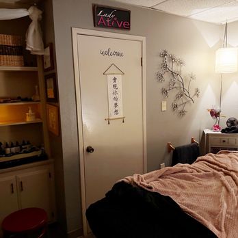 Lady Alive - The room (after the massage so that's why the bed is messy) - Day Spas Near Me - Modesto, California Lady Alive - The room (after the massage so that's why the bed is messy) - Day Spas Near Me - Modesto, California