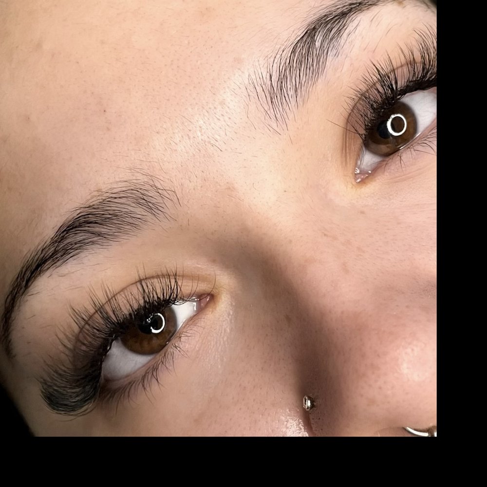 Beauty By Chi Dolls Logo