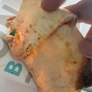 Sapido - Undercooked Pizza Margherita Pizza - Italian Near Me - Fort Lauderdale, Florida