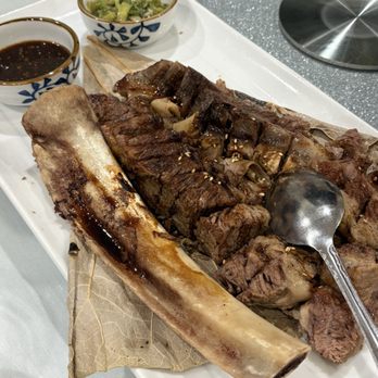 Momo Bistro & Bakery - Prime Angus Rib - Taiwanese Near Me - Monrovia, California Momo Bistro & Bakery - Prime Angus Rib - Taiwanese Near Me - Monrovia, California
