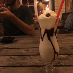 Charly's Appaloosa Company - The place is amazing and the beef filet  and the mojito  and the fajita chicken is incridble the staff its  friendly and nice