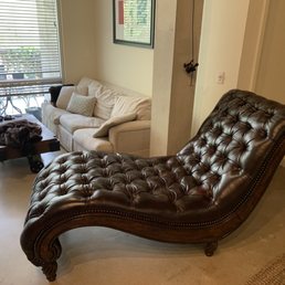 Chaise lounge Chaise lounge
