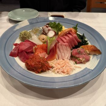 Sushi Gen - Sashimi Deluxe - Sushi Bars Near Me - Los Angeles, California Sushi Gen - Sashimi Deluxe - Sushi Bars Near Me - Los Angeles, California