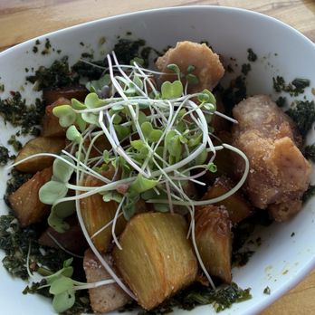 The Temple Kitchen + Bar - Ulu side  dish - Cocktail Bars Near Me - Kailua-Kona, Hawaii
