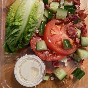 3 Restaurant - disappointing salad - American Near Me - Franklin, Massachusetts