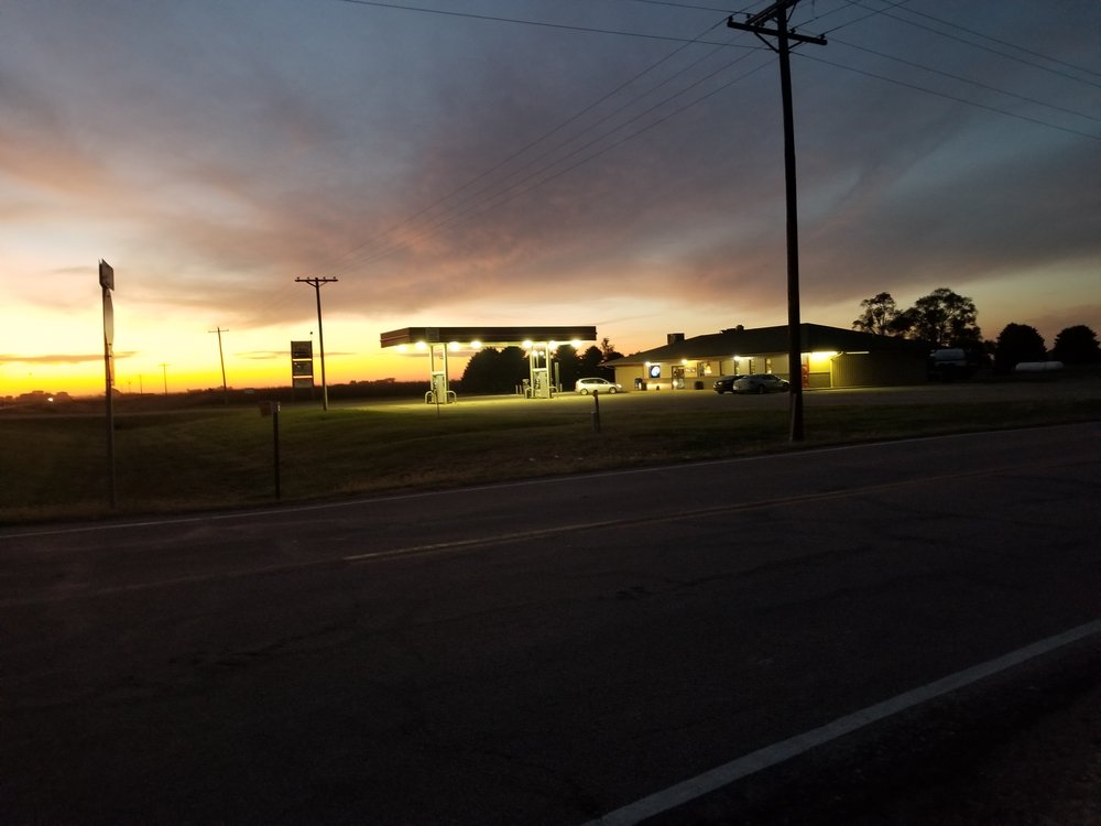 MA & PA’S C STORE Updated October 2024 31095 451st Ave, Gayville