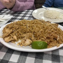 Chao Phraya Thai Cuisine - Pad Thai, minus egg and flavor. Burned chicken.