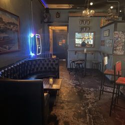 The Grove Bar