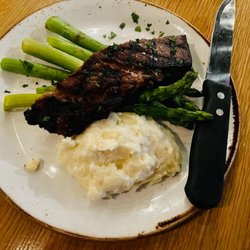 Hilltop Lodge-Cottonwood Restaurant