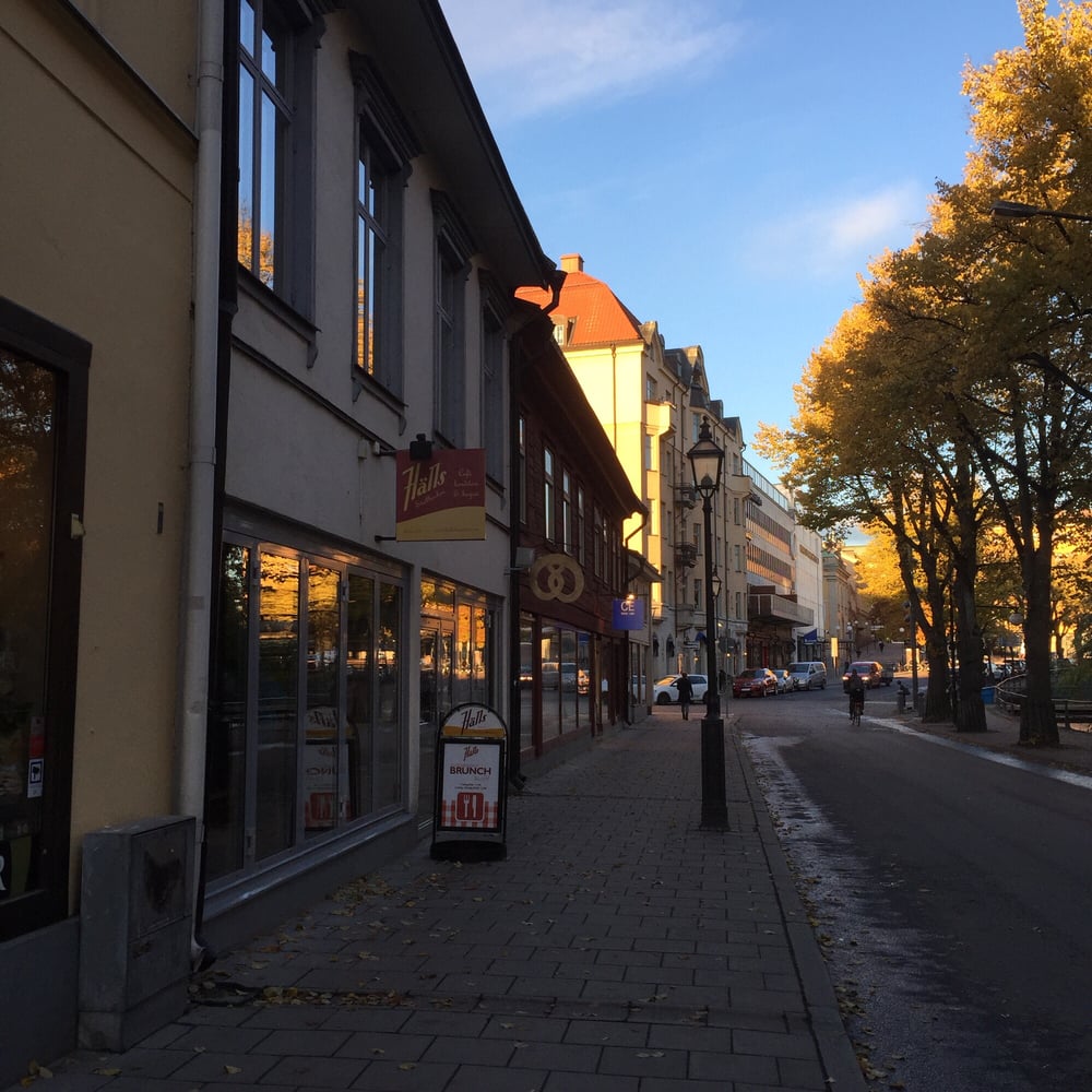 HÄLLS KONDITORI - Updated November 2024 - Olaig. 17 A, Örebro, Sweden ...