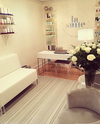 La Suite Skincare by null