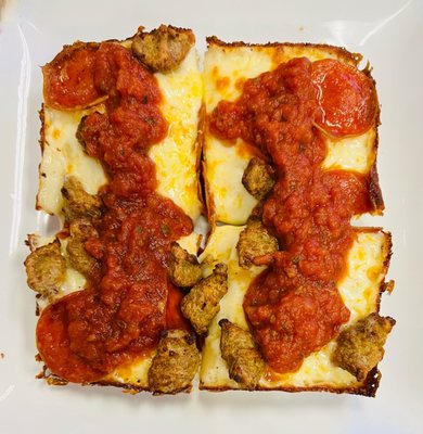 The Rec Pizza & Detroit Eats by null