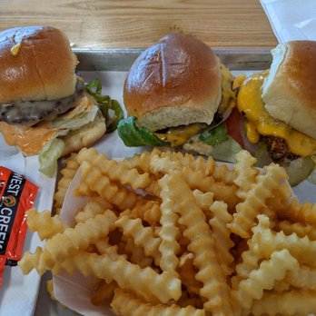 iniBurger - Mexicali americano and crispy chicken - Burgers Near Me - Fremont, California iniBurger - Mexicali americano and crispy chicken - Burgers Near Me - Fremont, California