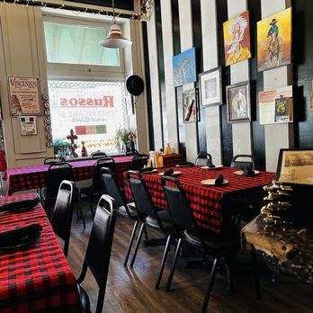 Vincenzo’s Cucina - Seating for larger groups - Desserts Near Me - Prescott, Arizona Vincenzo’s Cucina - Seating for larger groups - Desserts Near Me - Prescott, Arizona