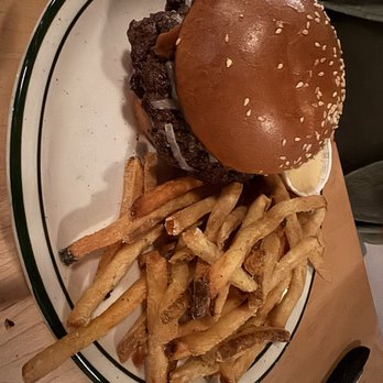 Extra Wavy - Burger with fries - Seafood Near Me - St. Louis, Missouri