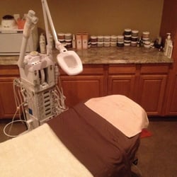 The Pore House Organic Skincare & Wellness - Treatment room
