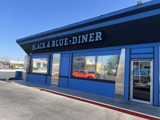 Black & Blue Diner by null