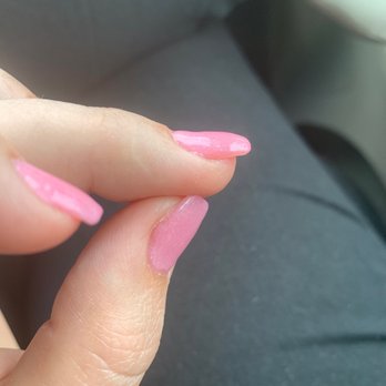 D'lux Nails and Spa - Thick on tip and uneven. - Nail Salons Near Me - Happy Valley, Oregon D'lux Nails and Spa - Thick on tip and uneven. - Nail Salons Near Me - Happy Valley, Oregon