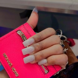 Noire Nail and Lash Bar - Noire nail salon
