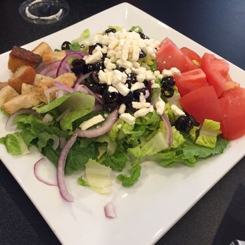 Blackbird - Greek salad - Cafes Near Me - Acton, Massachusetts Blackbird - Greek salad - Cafes Near Me - Acton, Massachusetts