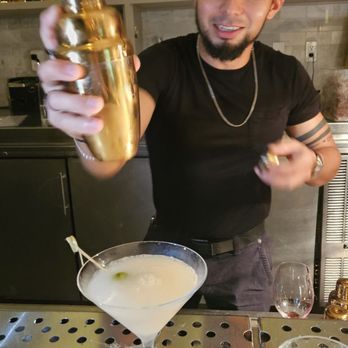 Jemma Hollywood - Hector, excellent barman with great people skills, foreseeing customer's needs. Momentous Mori Cocktail - Italian Near Me - Los Angeles, California