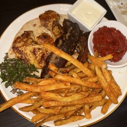 Fatoum Bistro - Mixed grill- 2 lamb chops, kofta, 4 shishtawook
