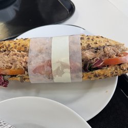 La Pausa - Bocadillo vegetal de atún