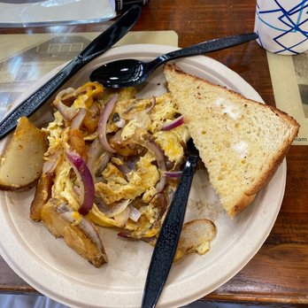 Old Mill Cafe - Cast Iron Plain Skillet Scramble Cast Iron Plain Skillet Scramble - American Near Me - Leavenworth, Washington