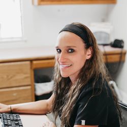 Pierce Chiropractic - Jenn our office manager