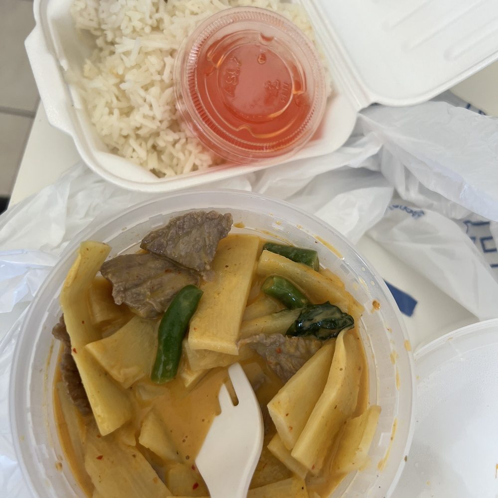 Mai Thai II - Red Curry with Beef - Thai Near Me - Concord, North Carolina Mai Thai II - Red Curry with Beef - Thai Near Me - Concord, North Carolina