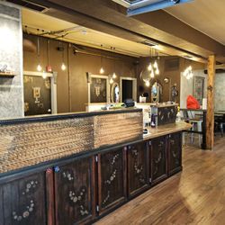 Teaology - View from the entryway.