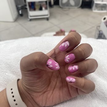 Iconic Nails Studio - Gel manicure done by Ly - Nail Salons Near Me - Los Altos, California Iconic Nails Studio - Gel manicure done by Ly - Nail Salons Near Me - Los Altos, California