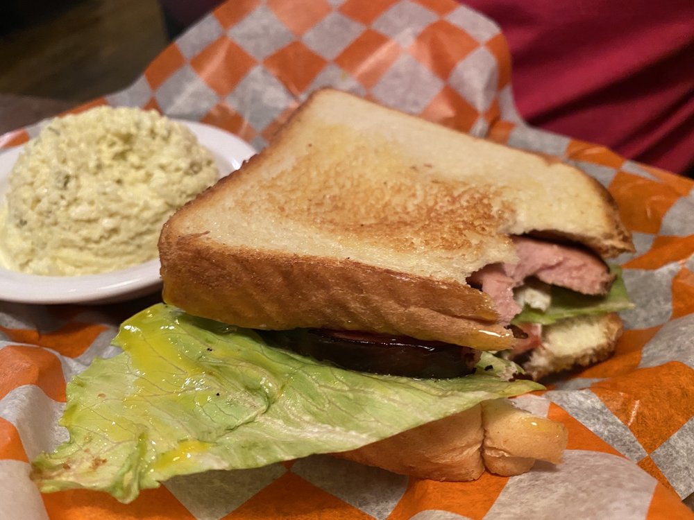 BIG TOM’S BACKYARD GRILL & BAR Updated July 2024 22 Photos & 55