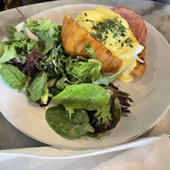 Farine Bakery & Cafe - Bakeries Near Me - Bellevue, Washington Farine Bakery & Cafe - Bakeries Near Me - Bellevue, Washington