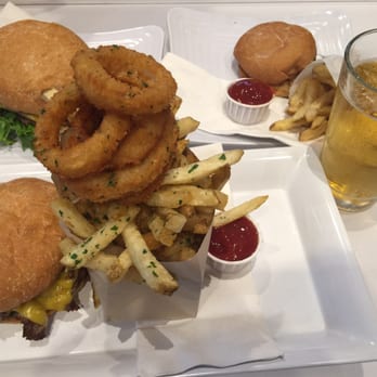 Burger Lounge - yummy burgers, onion rings and fries - Burgers Near Me - Carlsbad, California Burger Lounge - yummy burgers, onion rings and fries - Burgers Near Me - Carlsbad, California