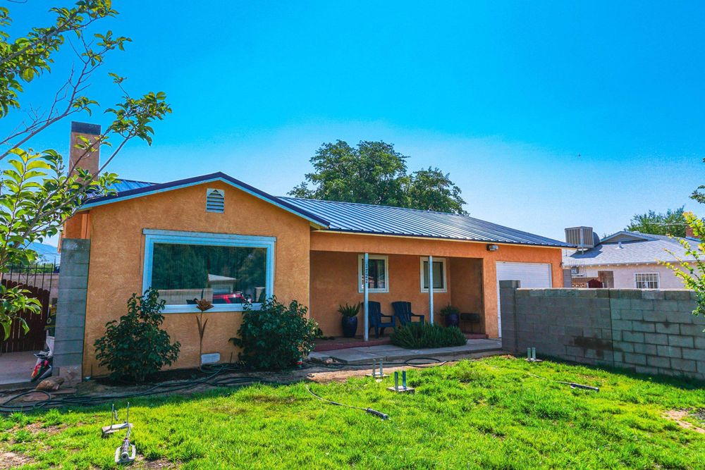 Slide of Custom Construction Solutions