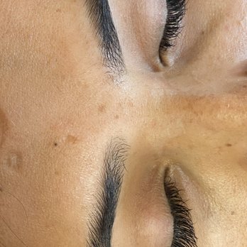 Redefine Eyebrows Threading - Eyelashes extensions - Waxing Near Me - Aurora, Colorado