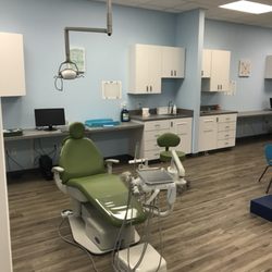 Magnolia Pediatric Dentistry - Hygiene chair
