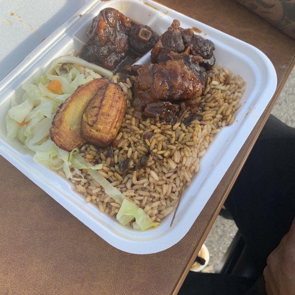 Caribbean Hut - Caribbean Near Me - Charlotte, North Carolina