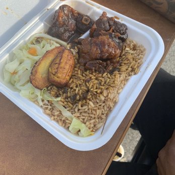 Caribbean Hut - Caribbean Near Me - Charlotte, North Carolina Caribbean Hut - Caribbean Near Me - Charlotte, North Carolina