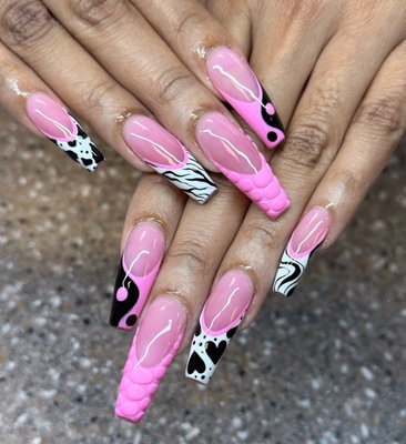 Custom Designs - Nails Elite Custom Designs - Nails Elite