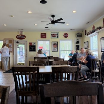 Newsome's Restaurant - Nice spot, not huge so sit outside if needed. - Sandwiches Near Me - Burgess, Virginia Newsome's Restaurant - Nice spot, not huge so sit outside if needed. - Sandwiches Near Me - Burgess, Virginia
