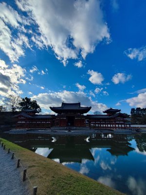 Byōdo-in Temple by null