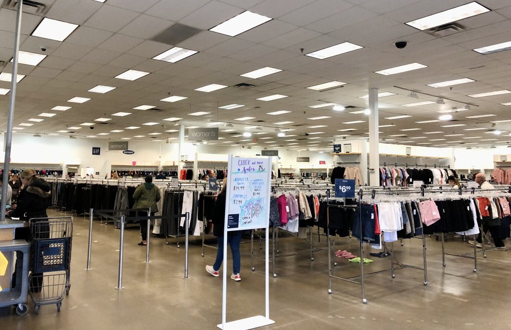 GAP FACTORY Updated August 2024 41 Photos & 22 Reviews 2050 Global Way, Hebron, Kentucky