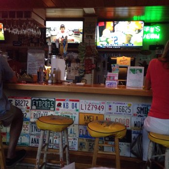 Duffy's Tavern - Casual friendly spot - Burgers Near Me - Holmes Beach, Florida Duffy's Tavern - Casual friendly spot - Burgers Near Me - Holmes Beach, Florida