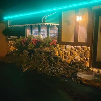 Stone Bar Inn - Bars Near Me - Stroudsburg, Pennsylvania Stone Bar Inn - Bars Near Me - Stroudsburg, Pennsylvania
