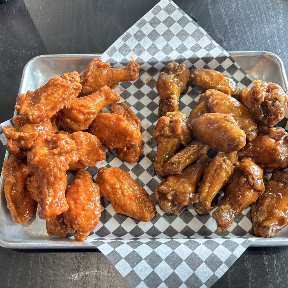 The Wing Spot - Wing Combo - Chicken Wings Near Me - Brampton, Ontario